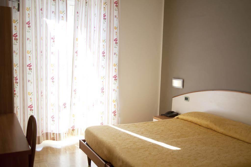 Albergo Da Benedetta Vetralla Exteriér fotografie