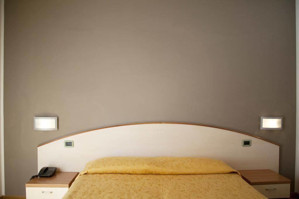 Albergo Da Benedetta Vetralla Exteriér fotografie