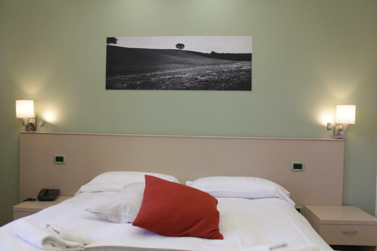 Albergo Da Benedetta Vetralla Exteriér fotografie